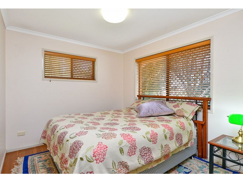 2 Troy Court, Eatons Hill QLD 4037