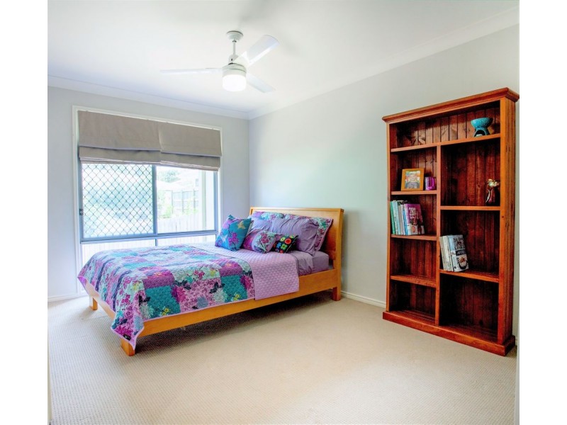 65 Kirri Avenue, Petrie QLD 4502