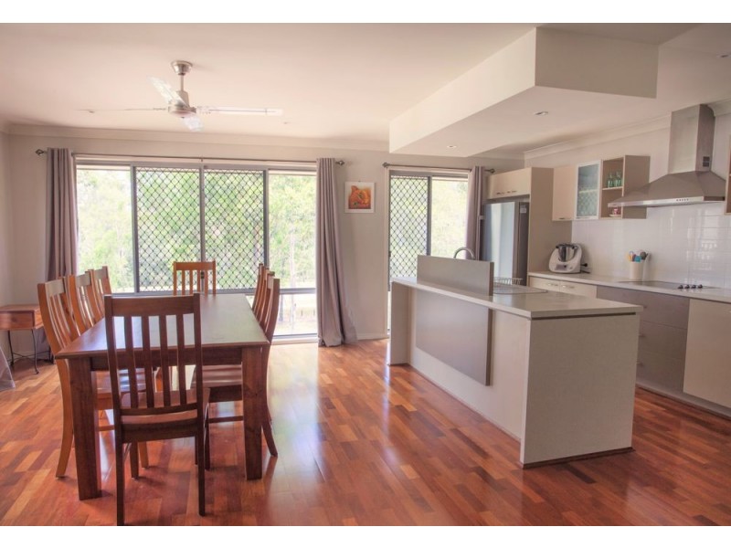 65 Kirri Avenue, Petrie QLD 4502