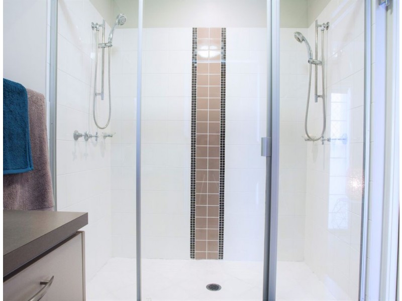 65 Kirri Avenue, Petrie QLD 4502