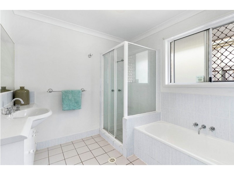 1342 Old North Road, Bray Park QLD 4500