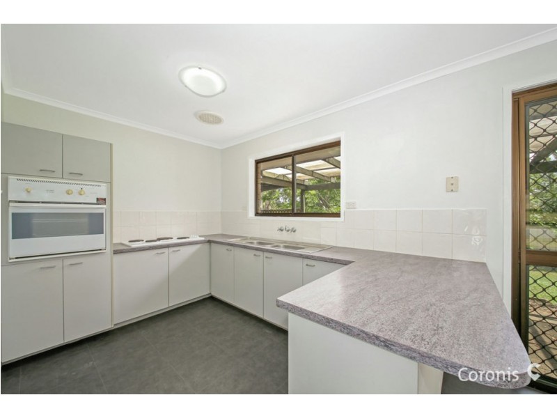 5 Chambery Road, Petrie QLD 4502