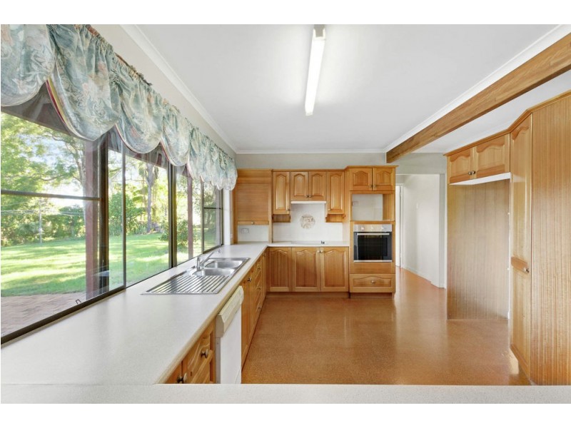1 Vores Road, Whiteside QLD 4503