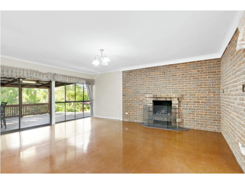 1 Vores Road, Whiteside QLD 4503