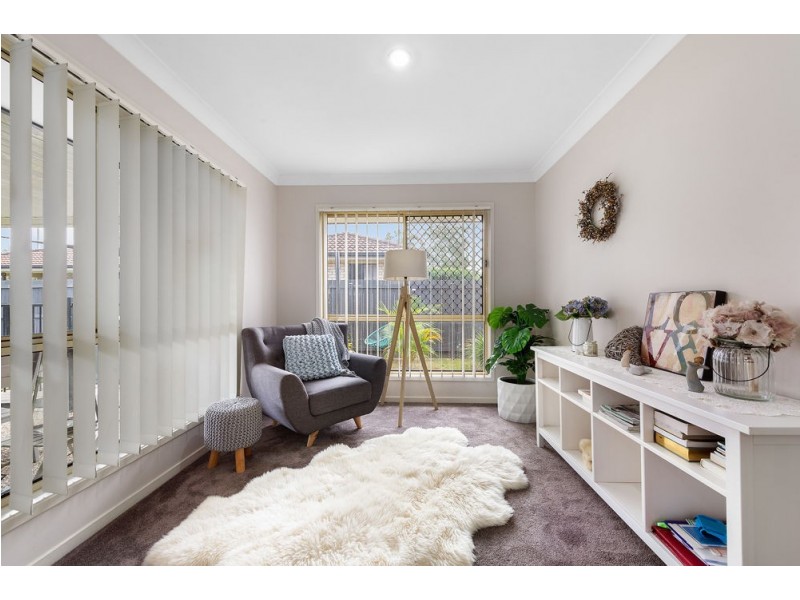 24 North Aston Court, Bray Park QLD 4500