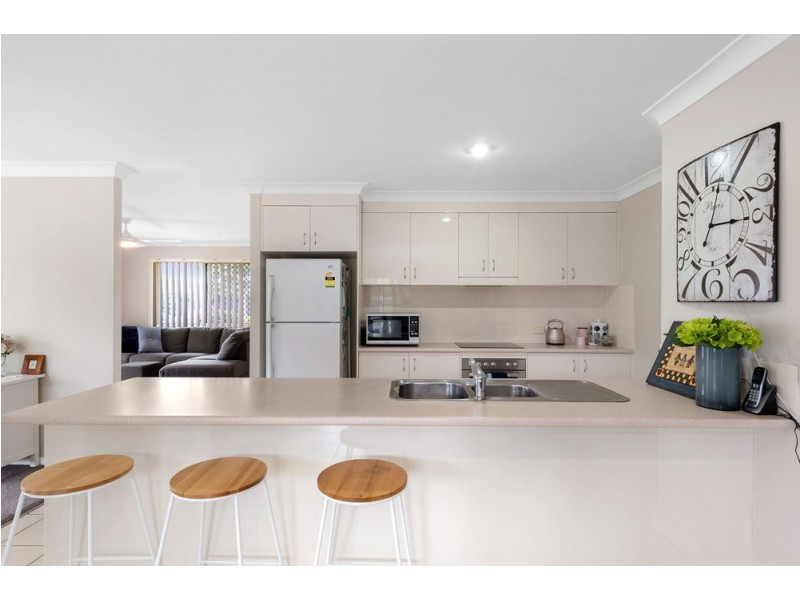 24 North Aston Court, Bray Park QLD 4500