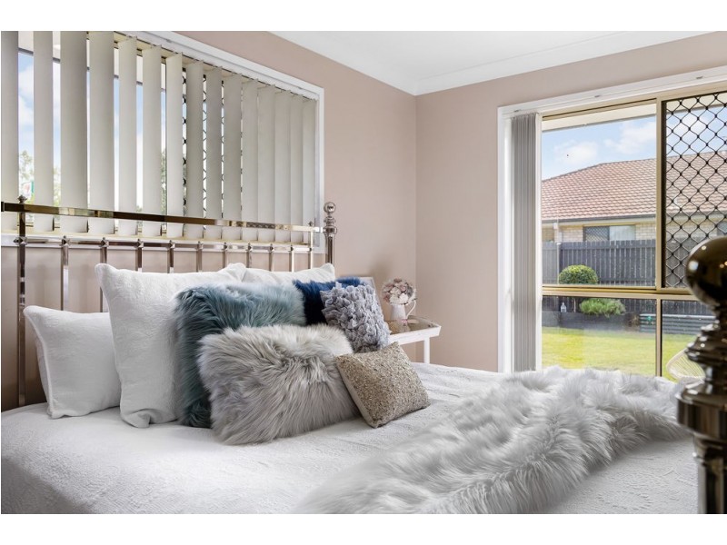 24 North Aston Court, Bray Park QLD 4500