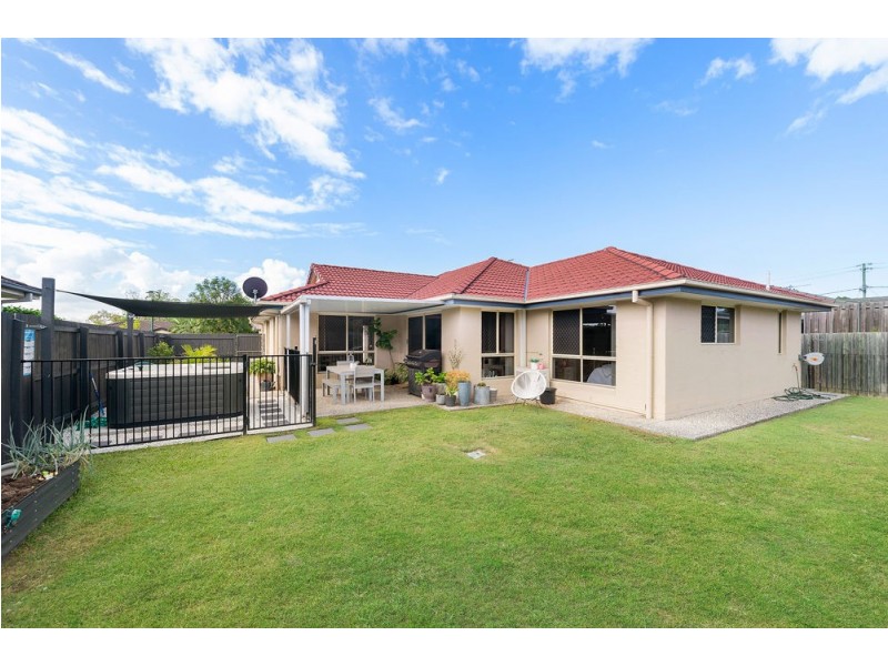 24 North Aston Court, Bray Park QLD 4500