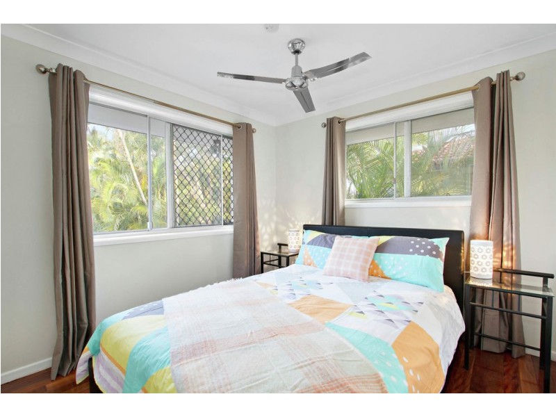 24 Jade Street, Albany Creek QLD 4035