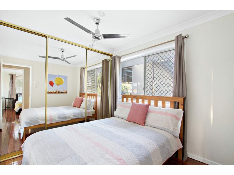 24 Jade Street, Albany Creek QLD 4035