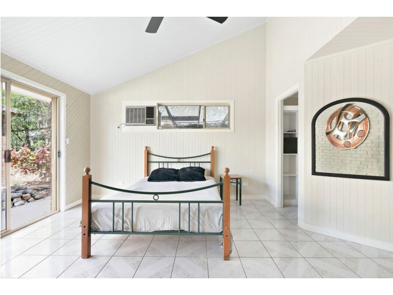 13 Beech Drive, Cashmere QLD 4500