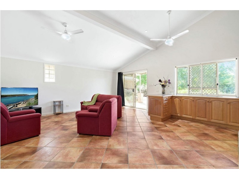 13 Beech Drive, Cashmere QLD 4500
