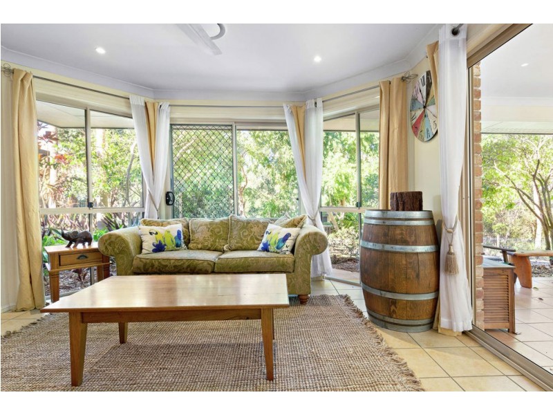 5 Major Court, Cashmere QLD 4500