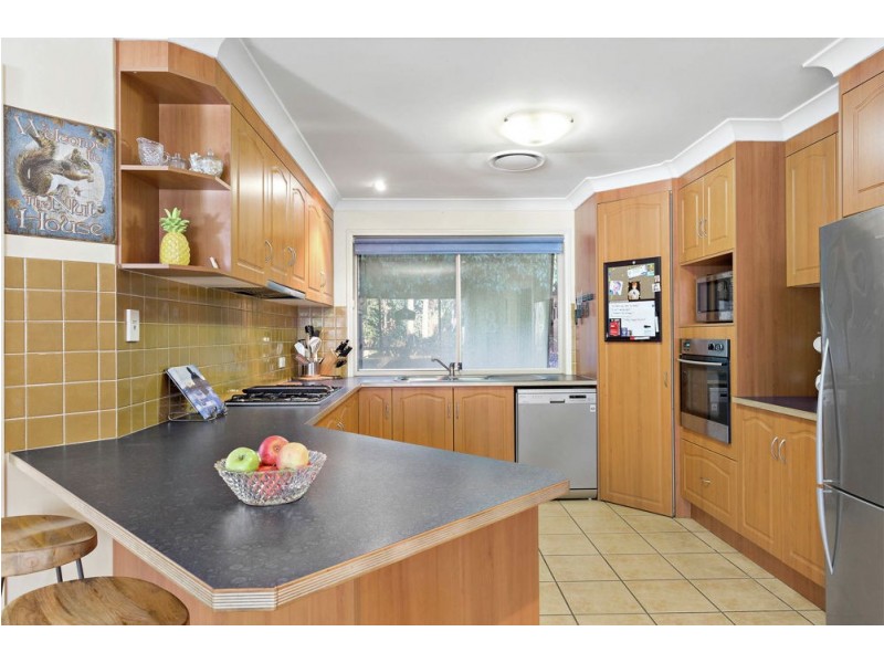 5 Major Court, Cashmere QLD 4500