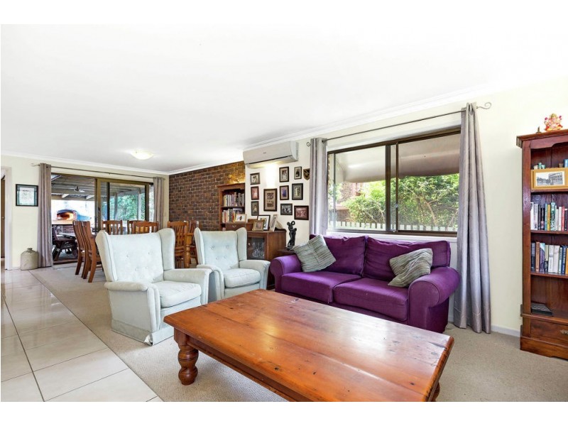 9 Brittainy Street, Petrie QLD 4502