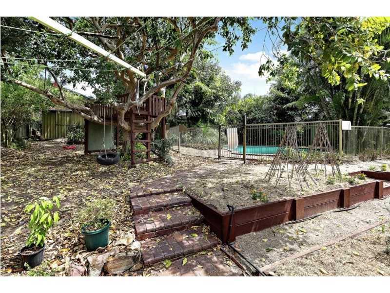 9 Brittainy Street, Petrie QLD 4502