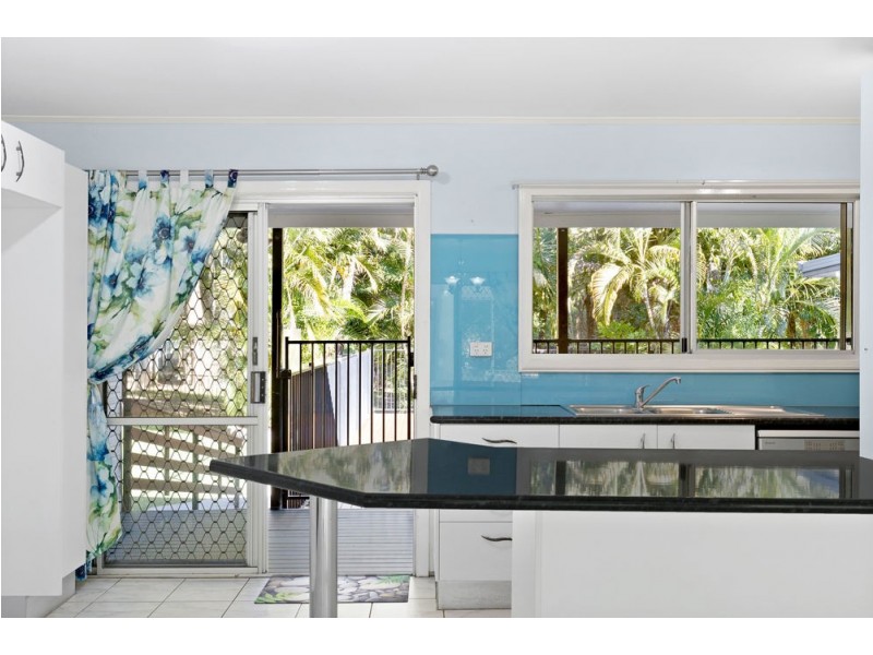 15 Whiteside Road, Whiteside QLD 4503