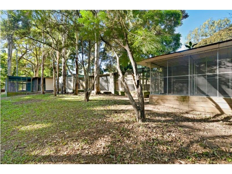 15 Whiteside Road, Whiteside QLD 4503