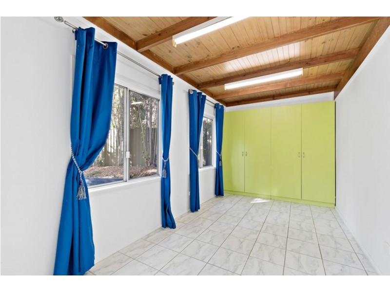 15 Whiteside Road, Whiteside QLD 4503