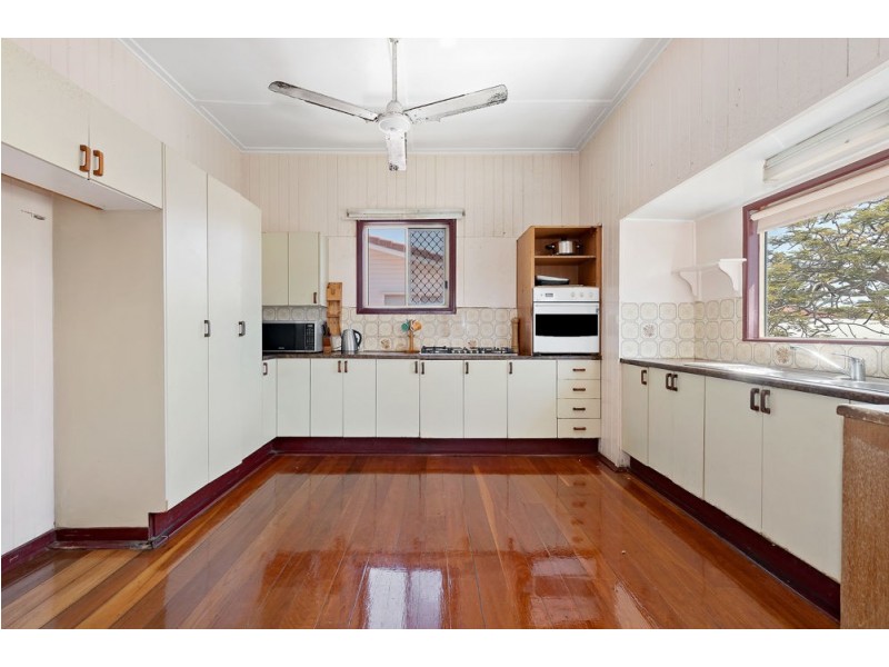 16 Hellen Street, Bald Hills QLD 4036