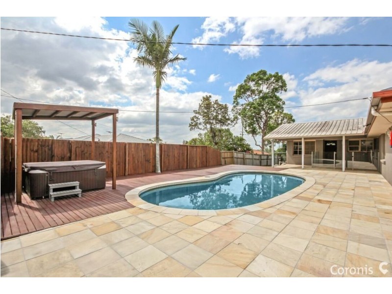 33 Chowchilla Street, Albany Creek QLD 4035