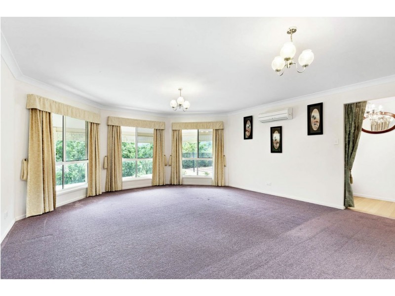 4 Tea Tree Close, Samford Valley QLD 4520