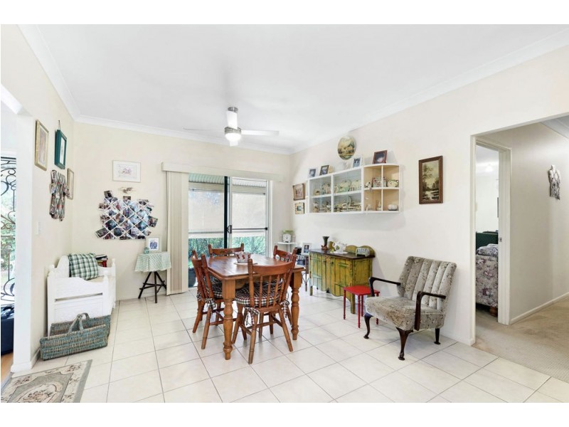 4 Tea Tree Close, Samford Valley QLD 4520