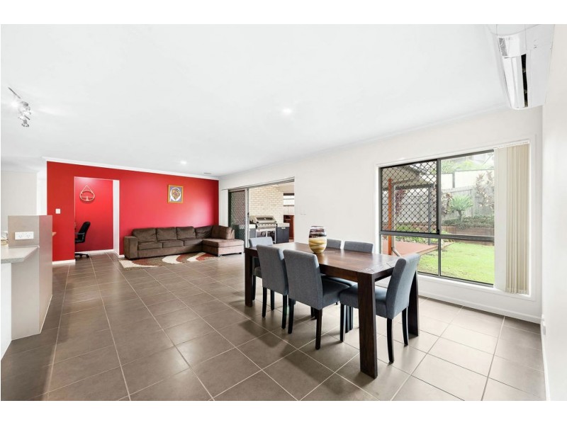 16 Michael David Drive, Warner QLD 4500