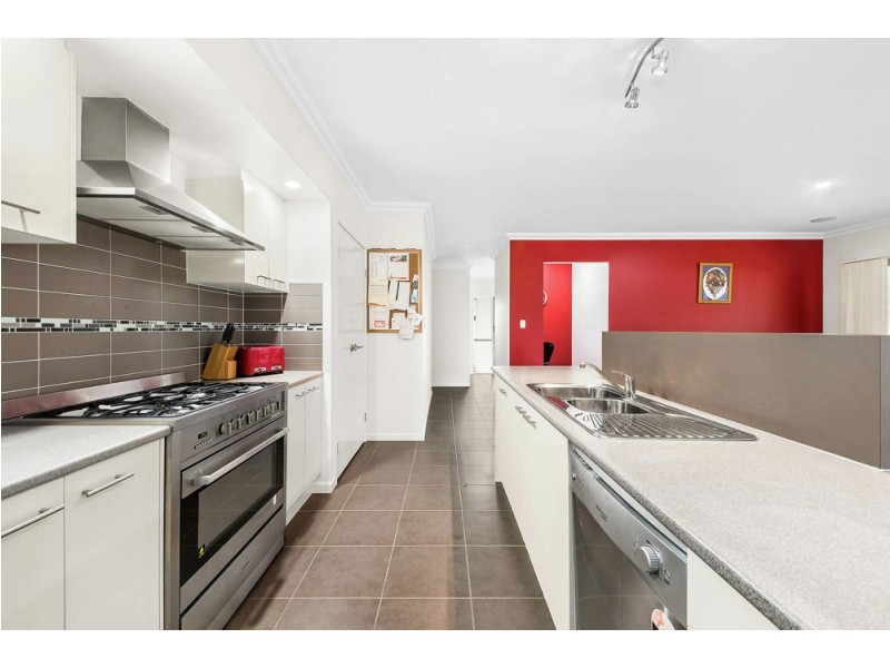 16 Michael David Drive, Warner QLD 4500