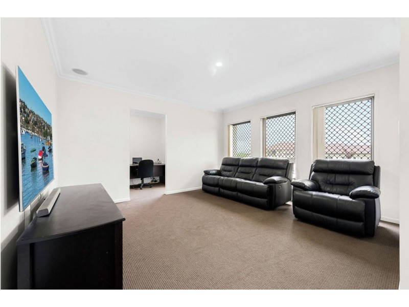 16 Michael David Drive, Warner QLD 4500