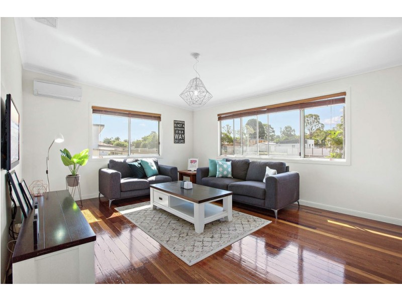 8 Paul Street, Kallangur QLD 4503