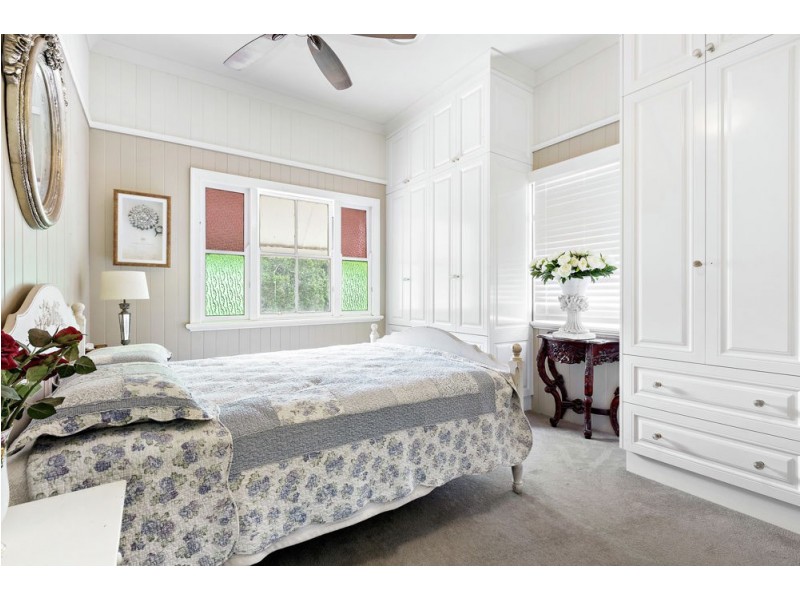 1 Chambers Road, Mount Pleasant QLD 4521