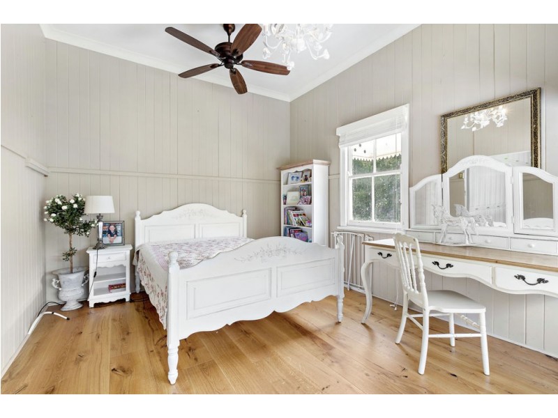 1 Chambers Road, Mount Pleasant QLD 4521