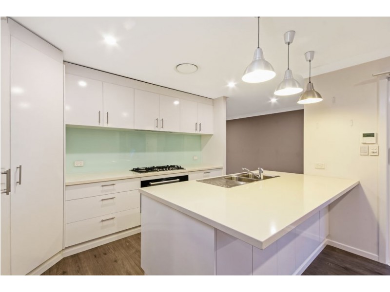 3 Avandel Court, Eatons Hill QLD 4037