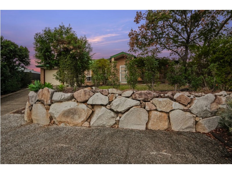 3 Avandel Court, Eatons Hill QLD 4037