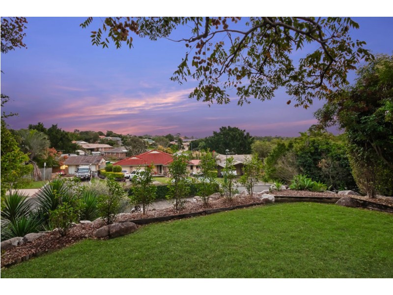 3 Avandel Court, Eatons Hill QLD 4037