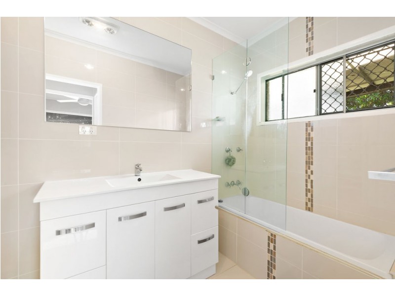 21 Bateman Street, Strathpine QLD 4500