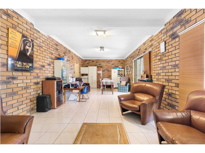 31 Branch Creek Road, Clear Mountain QLD 4500
