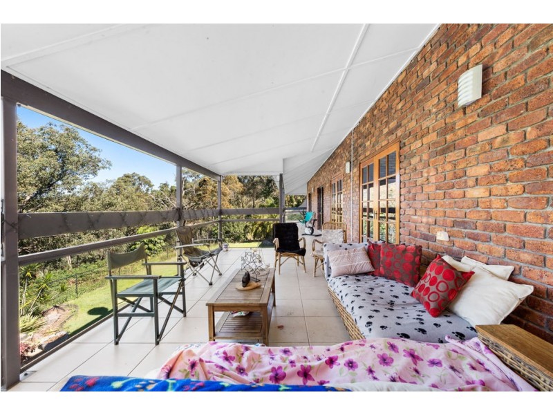 31 Branch Creek Road, Clear Mountain QLD 4500