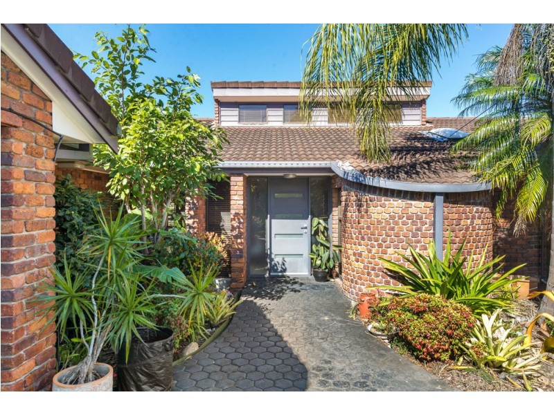 31 Branch Creek Road, Clear Mountain QLD 4500