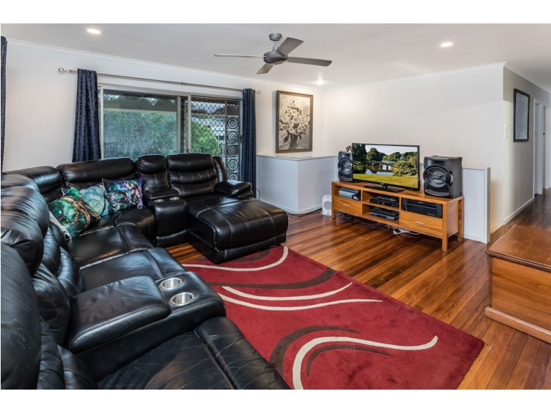 17 Lord Byron Parade, Strathpine QLD 4500