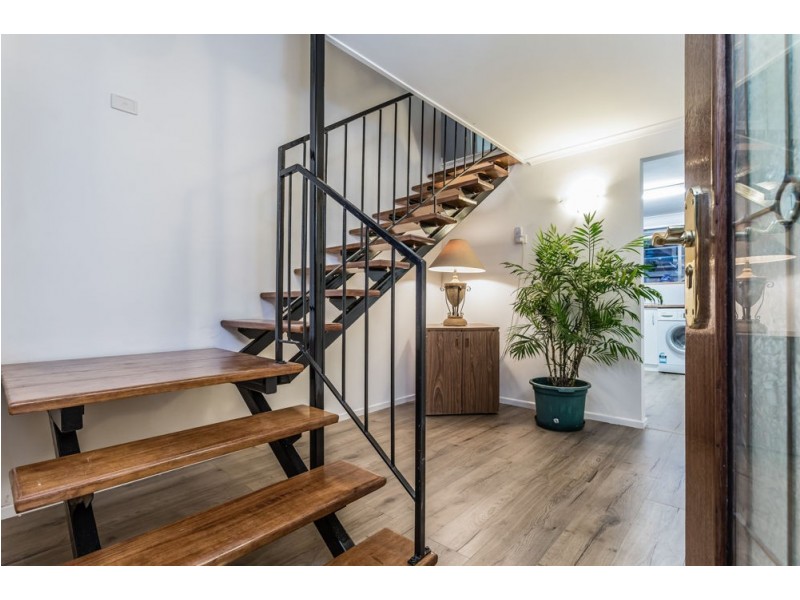 17 Lord Byron Parade, Strathpine QLD 4500