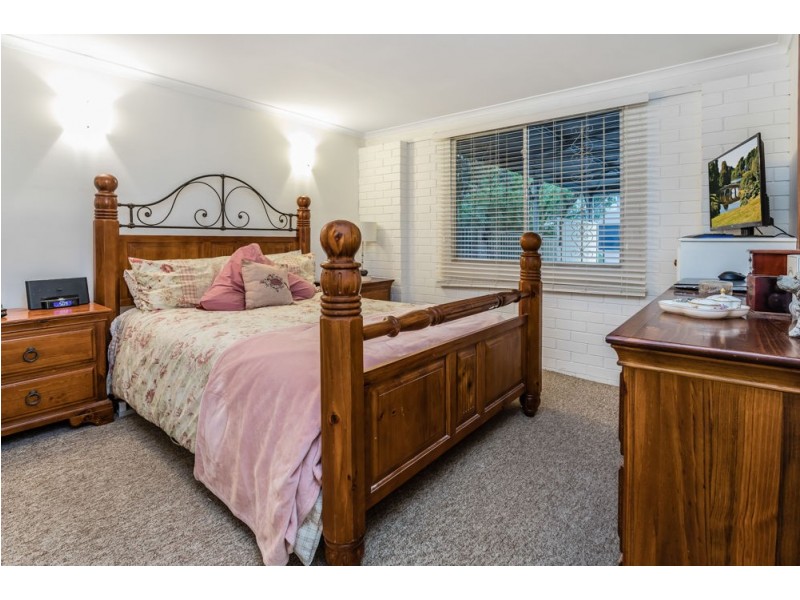 17 Lord Byron Parade, Strathpine QLD 4500