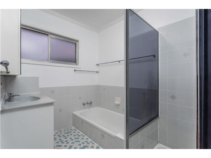 17 Lord Byron Parade, Strathpine QLD 4500