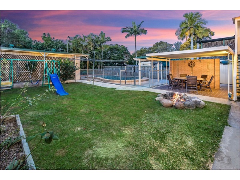 17 Lord Byron Parade, Strathpine QLD 4500