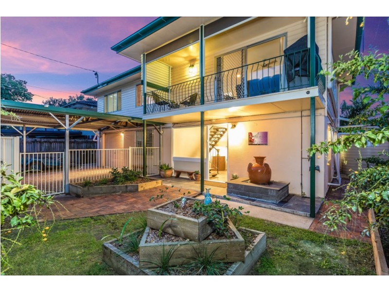 17 Lord Byron Parade, Strathpine QLD 4500