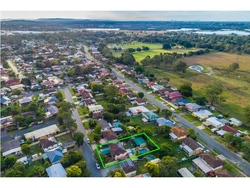 17 Lord Byron Parade, Strathpine QLD 4500