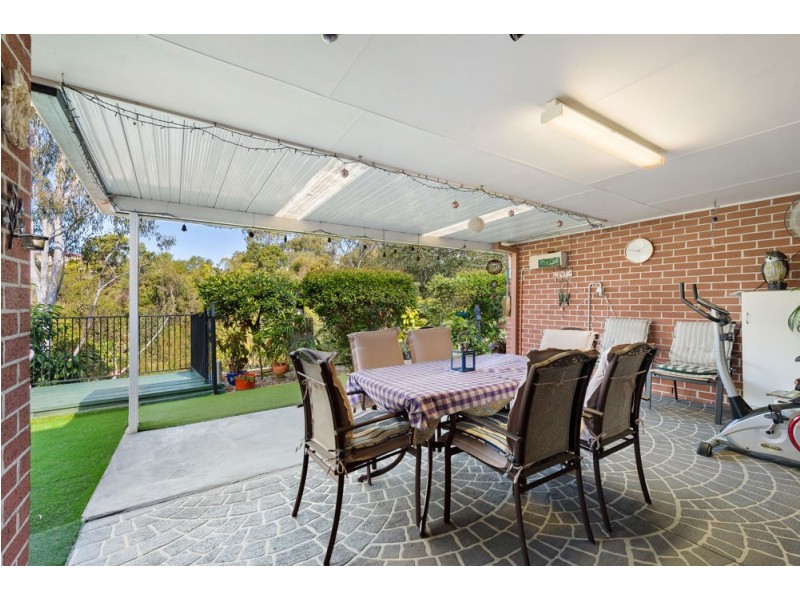 35 Kirri Avenue, Petrie QLD 4502