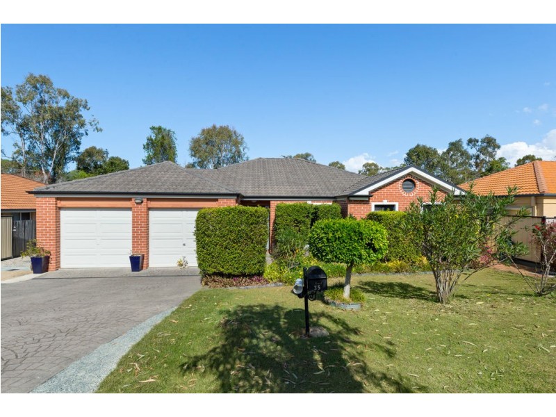 35 Kirri Avenue, Petrie QLD 4502
