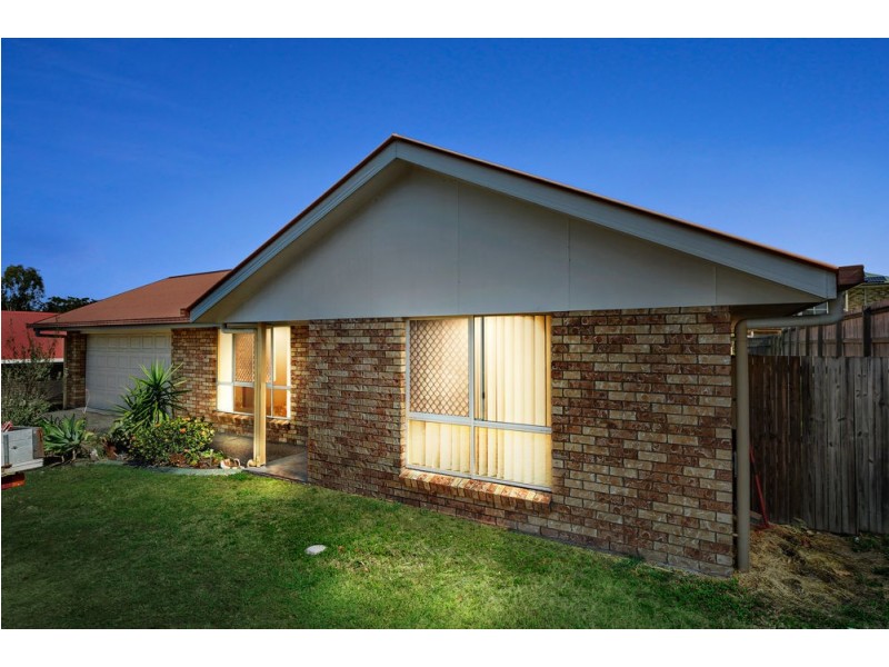 32 Willandra Parade, North Lakes QLD 4509